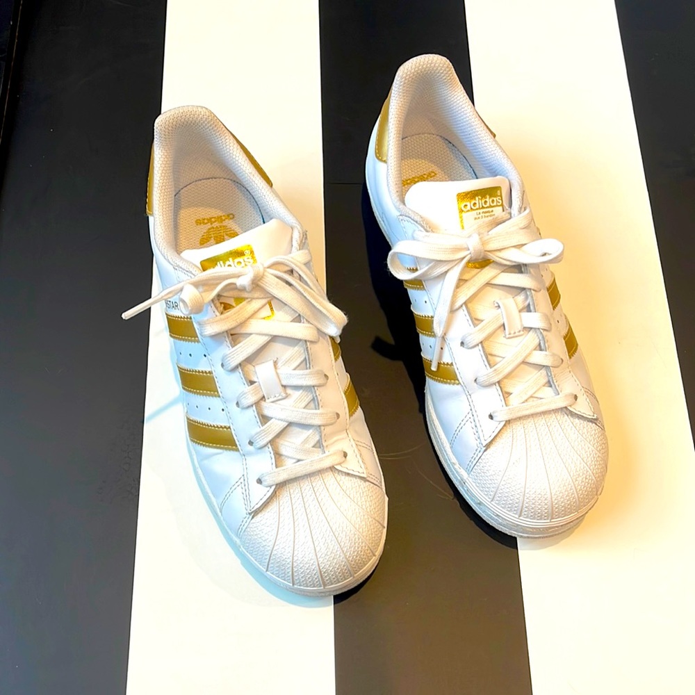 Adidas Superstar Athletic Sneaker Gold size 6.5